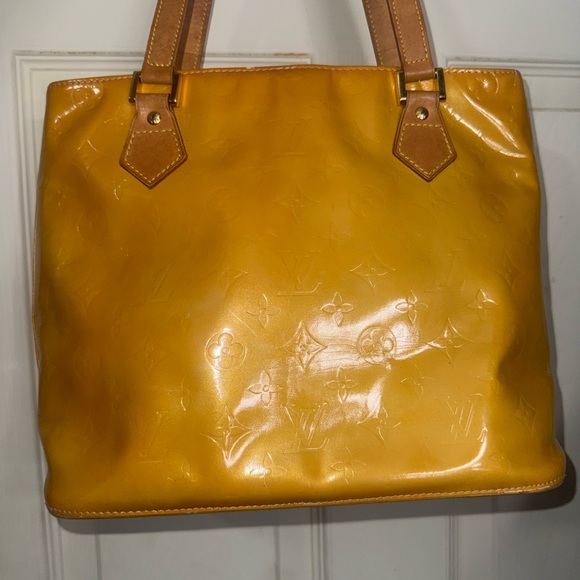 Louis Vuitton Handbags - Louis Vuitton yellow/gold Vernis Tote